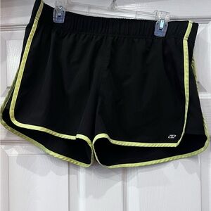 DKNY shorts size large